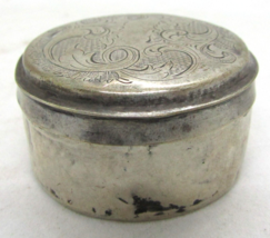 Antique Engraved Sterling Silver Round Pill Box 15.6g - £177.67 GBP