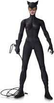 DC Collectibles - Designer Series by Jae Lee Catwoman Action Figure - £38.68 GBP