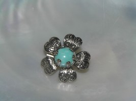 Vintage Dainty Etched Silvertone with Turquoise Colored Bead Center Daisy Flower - £6.16 GBP