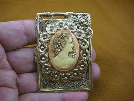 (CM68-7) ROSES in HAIR LADY peach + ivory CAMEO daisy brass Pin Pendant Jewelry - £29.13 GBP