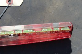 2006-2008 AUDI A4 QUATTRO S-LINE THIRD 3RD HIGH MOUNT BRAKE LIGHT K2340 image 3