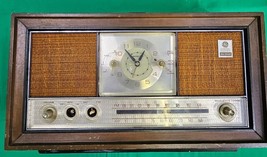 Vtg General Electric Tube Clock Radio GE C1543B AM FM 60s Wood Cabinet U... - $53.72