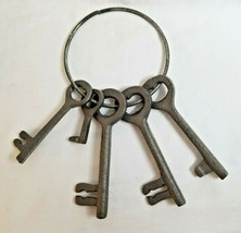 Rustic Decorative Cast Iron Jail Skeleton Keys on Key Ring Arts Crafts Decor - £18.31 GBP