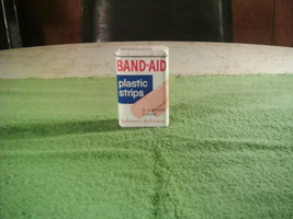 Vintage Band-Aid Tin Empty Johnson &amp; Johnson Collectible Advertising - £7.86 GBP