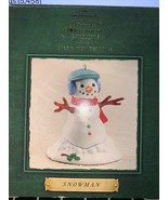 Hallmark Keepsake Ornament &quot;Snowman&quot; 2002 Collectors Club - $7.80