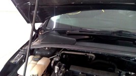 FOCUS     2015 Cowl Vent Panel 1044510341 - $145.04