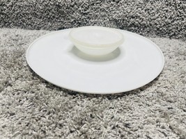 Vintage Tupperware White Chip Dip And Serve Tray Bowl With Lid - £11.06 GBP