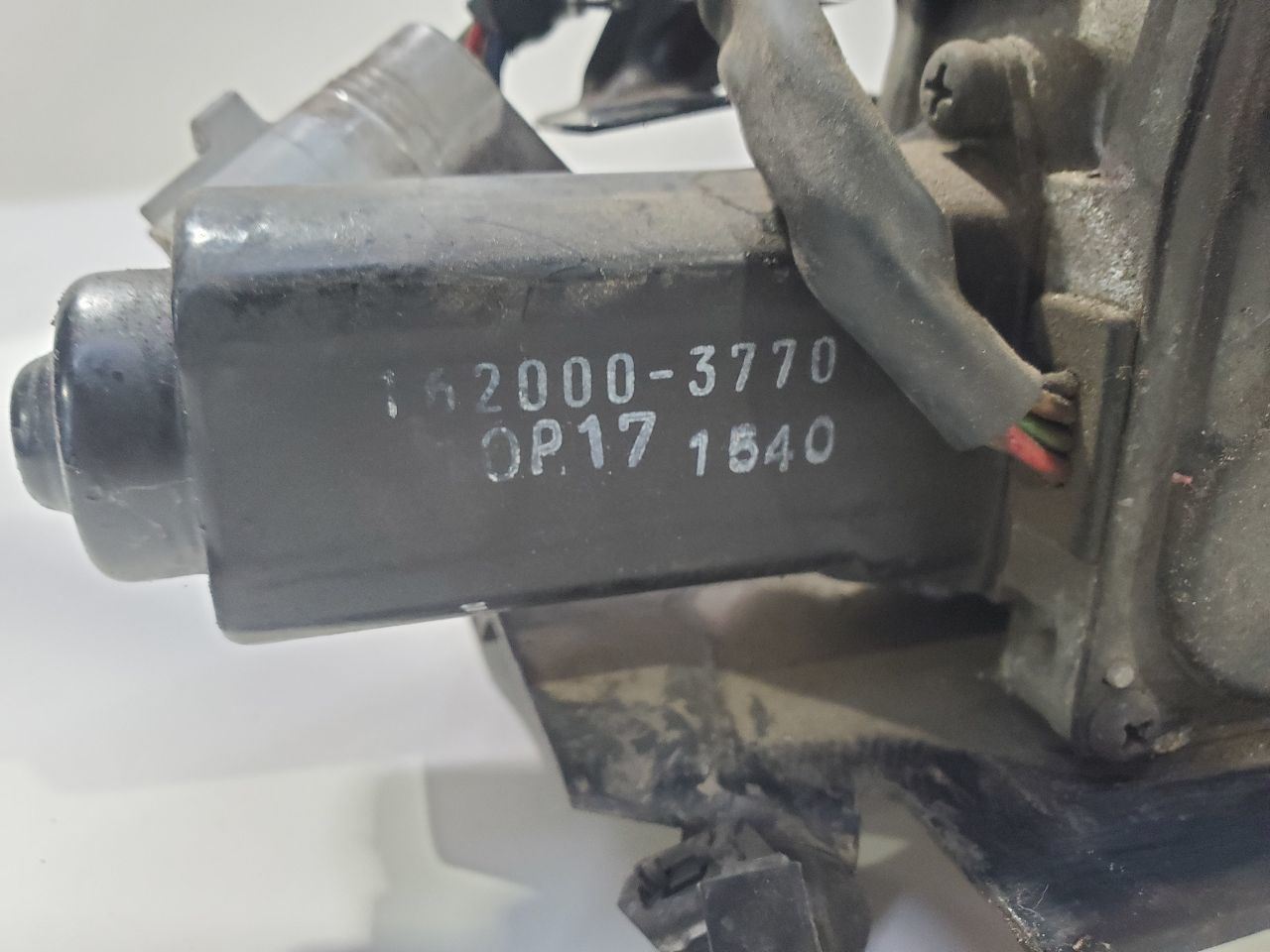 1995 Toyota Camry OEM 4 Cylinder Actuator With Cable 88200-33020 Item image 12