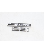 13-15 BMW X1 SDRIVE28I FRONT DOOR EMBLEM BADGE E2546 - $58.94 CAD