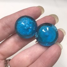 Vintage DALSHEIM Faceted Teal Acrylic Round Button Clip On Earrings 1950&#39;s - £9.61 GBP