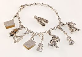 Solvar Sterling Silver Charm Bracelet and Pendant Set Gorgeous - $7,255.40 MXN