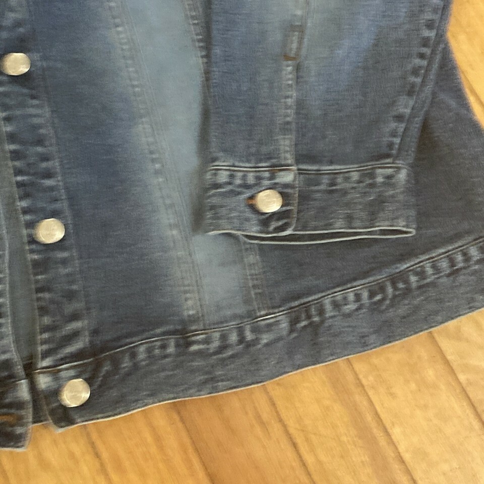 Avenue Blues ~  Embroidered ~ Blue Denim Jacket ~ Women’s Plus Size 22/24 Item image 2