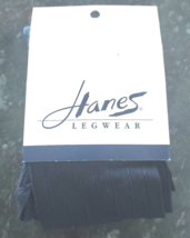 Hanes Legwear Women&#39;s Medium CD Black Tailored Pinstripe Tights Made in USA - £7.09 GBP