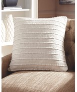Theban - Pillow - $1,971.60 MXN
