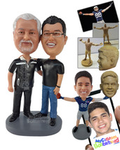 Personalized Bobblehead Dad And Son With Sons Arms Over Dad - Wedding &amp; Couples  - £124.69 GBP