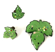 Vintage Copper Enamel Green Leaf Brooch Pin and Earring Set Screw Back Mod MCM - £22.20 GBP