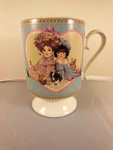 Vintage Leslie &amp; Lawrence Mug Heirloom Dolls &amp; Bears Cup by Hamilton Gifts - $139.28 MXN
