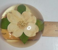 VTG Glass Paperweight with Flower Inside image 5