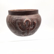 Vtg Amazon Brazil Pottery Vase Bowl Sgraffito Design With Applied Lizard 4”x6” - £28.17 GBP