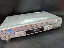 Sony SLV-N81 VHS VCR Player Recorder Plus Silver Tested Working - €44,26 EUR