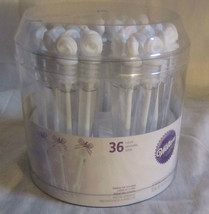 Wilton Love Knot Bubble Wands 36 Count Party Wedding Favors Reception NEW - £7.44 GBP