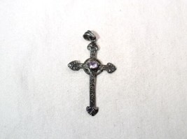 Vintage Signed SU Sterling Silver Amethyst Marcasite Cross Necklace Pendant K737 - £43.76 GBP