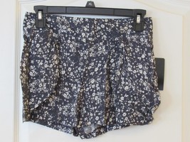LBK 100% Rayon Back Zip Soft Shorts Women&#39;s JR. Sz 1 NWT MSRP$38 - $13.10