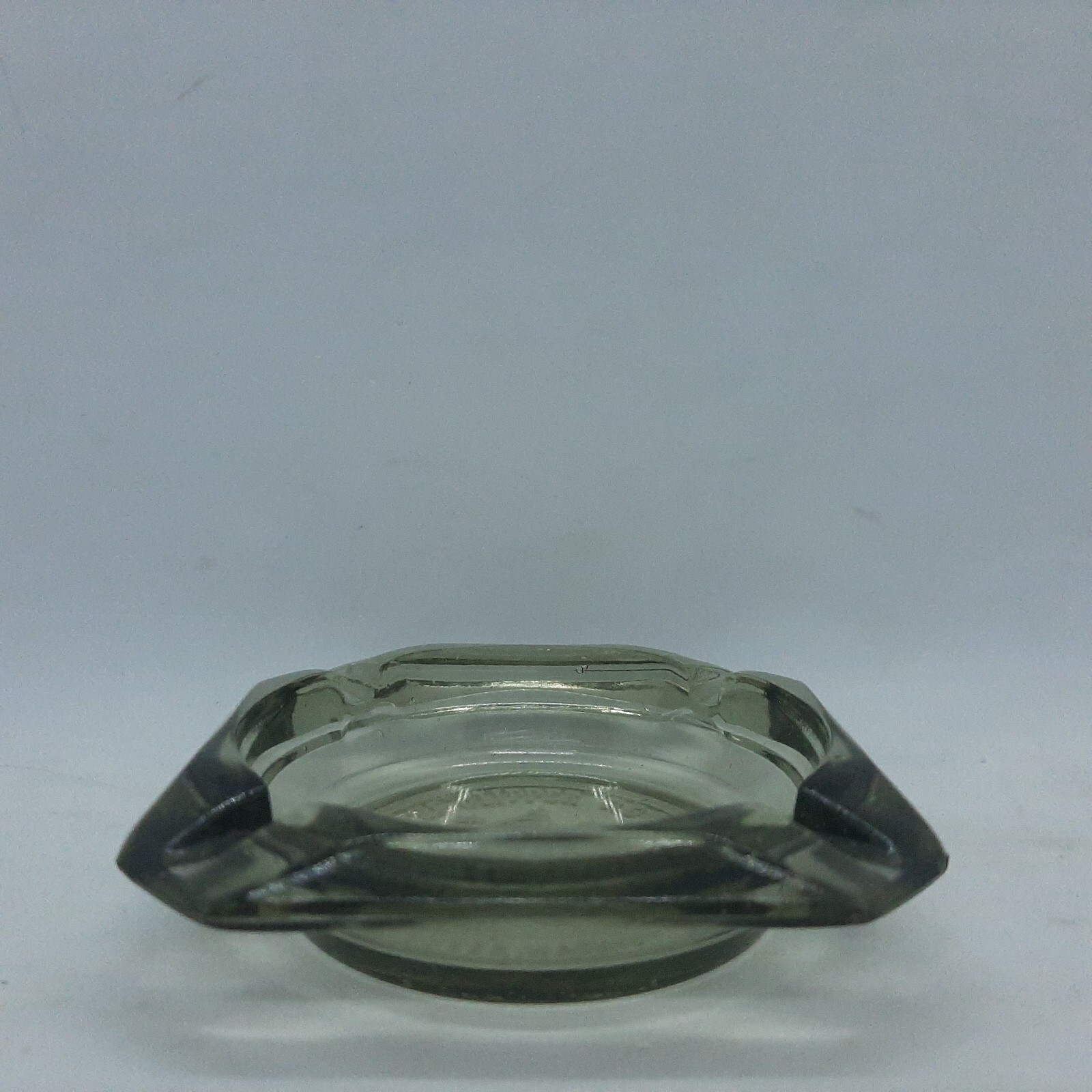 The Clipper Room Vancouver, Washington  souvenir vintage glass ashtray Item image 3