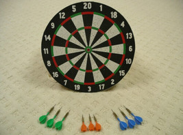 Double sided metal rimmed dart board set with 9 darts (darts made in eng... - £27.18 GBP