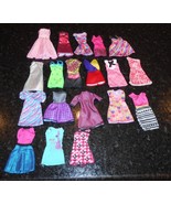 Doll Barbie Lot of Assorted Clothing Dresses, Skirts, Tops - $942.30 MXN