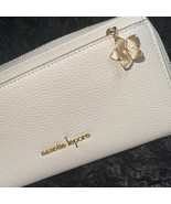 Nanette Lepore POLLIE Wristlet ORGANIZER Vegan Leather EGGSHELL NEW - $1,257.41 MXN