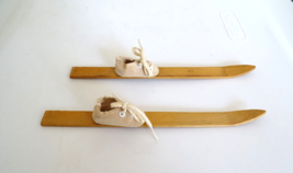 Vintage 1950&#39;s Mary Hoyer Wood Ski&#39;s w/Shoes for 14&quot; Doll - £32.29 GBP