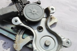 2009-2013 TOYOTA MATRIX REAR RIGHT WINDOW REGULATOR DOOR MOTOR R1967 image 8