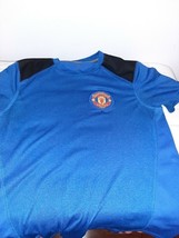 MANCHESTER UNITED MEN JERSEY BLUE SIZE MEDIUM L SOCCER ENGLAND SHORT SLEEVE - $15.99