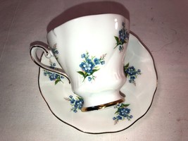 Royal Grafton Flowered Tea Cup &amp; Saucer Bone China MINT - £10.26 GBP