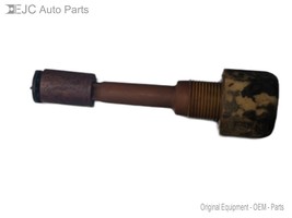 Low Oil Sending Unit From 2007 Chevrolet Silverado 1500 Classic  5.3 - $370.72 MXN