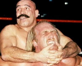 Hulk Hogan Vs Iron Sheik 8X10 Photo Wrestling Picture Wwf Close Up - £3.90 GBP