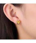 Flower Stud Earring in 18K Gold Plated - £11.84 GBP