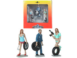 Michelle, Meg and Gary Tire Brigade 3 piece Figurine Set 1/24 by Motorhead Minia - £29.08 GBP
