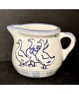 Louisville Stoneware Gaggle of Geese CREAMER 20 oz Pottery Ducks Blue Wh... - $135.20 MXN