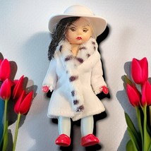 Madame Alexander Wendy Doll CRUELLA DE VIL Disney 2004 McDonald&#39;s 101 Da... - $4.86
