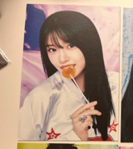 YUJIN Official POSTCARD [2025 SEASON&#39;S GREETINGS]_Kpop - €3,44 EUR