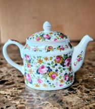 Sadler Earthenware Teapot for Victoria’s Secret England Roses - £29.11 GBP