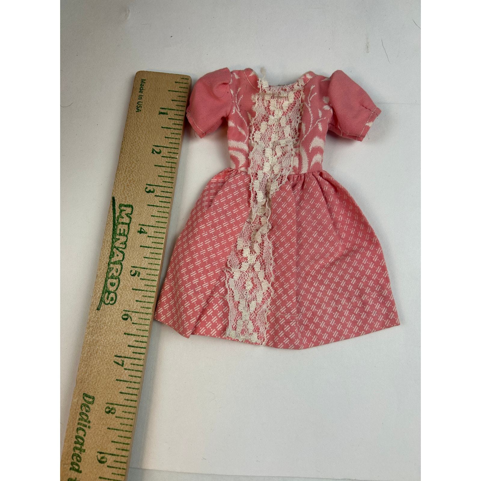 1960s Barbie clone pink lace day dress, puff sleeves, 2-snap back, vintage - $19.99