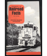 VTG 1970 Yearbook of Railroad Facts Western Rail Association Booklet - £7.43 GBP