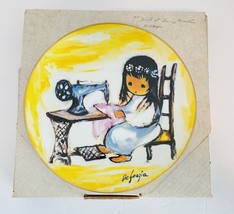 DeGrazia Collector&#39;s Plate 1986, Girl With Sewing Machine De Grazia Wall Art - £13.95 GBP