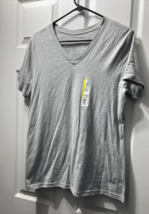 Time and Tru Relaxed Fit V Neck T Shirt  Women&#39;s Size L Light Grey Heather NWT - £9.03 GBP