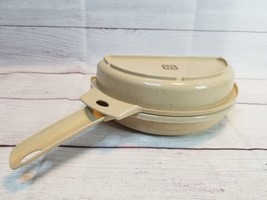 Vintage LittonWare 39288 Microwave Egg Omelet Pan Divided Dish Cookware - £11.36 GBP