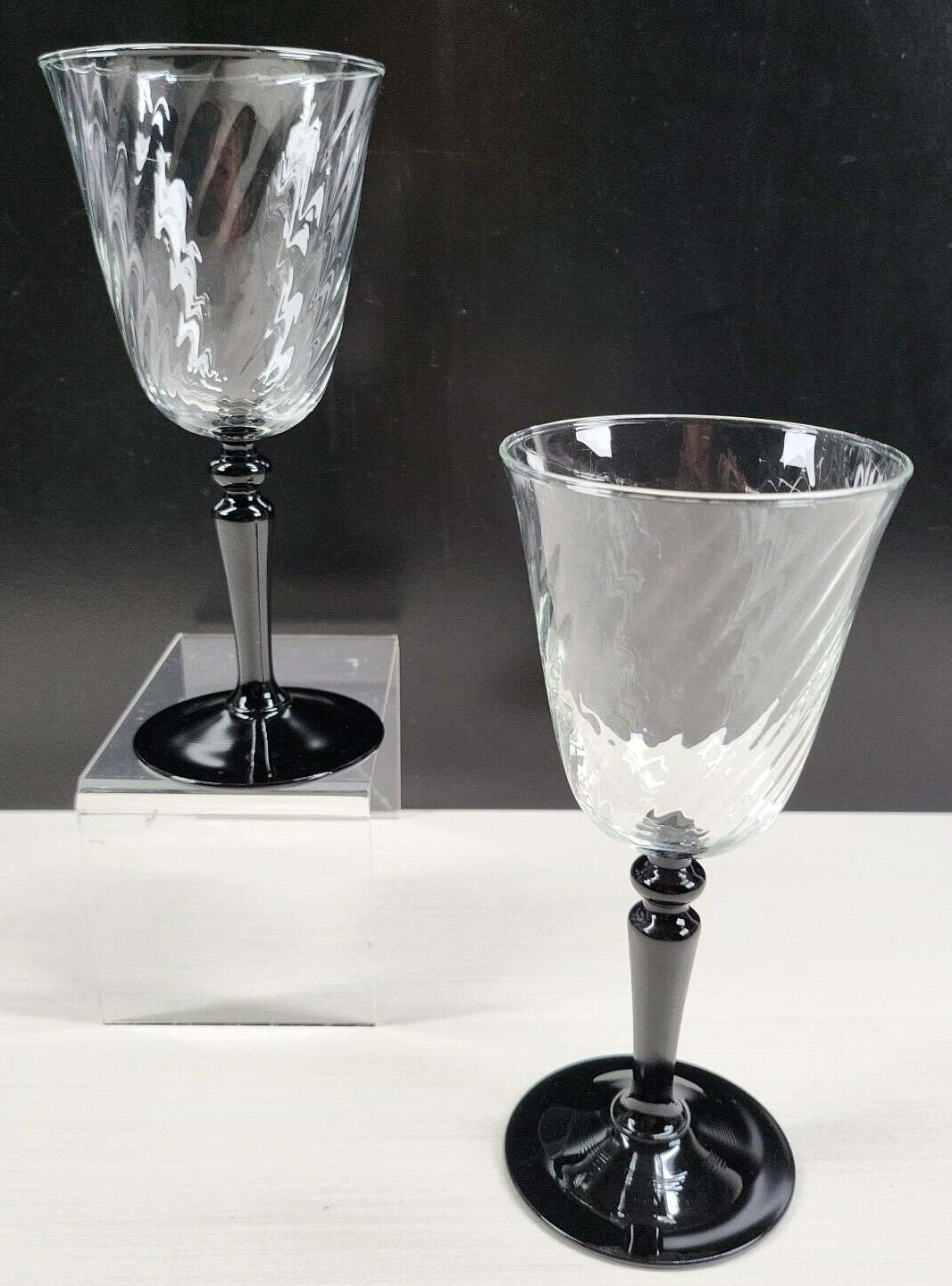 2 Cristal D&#39;Arques Onyx Water Goblet Set Clear Optic Swirl Black Stemwar... - $28.68