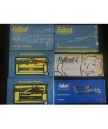 Fallout 4 Loot Crate Vault Tec Miniature Weapons Collection - $2,851.02 MXN